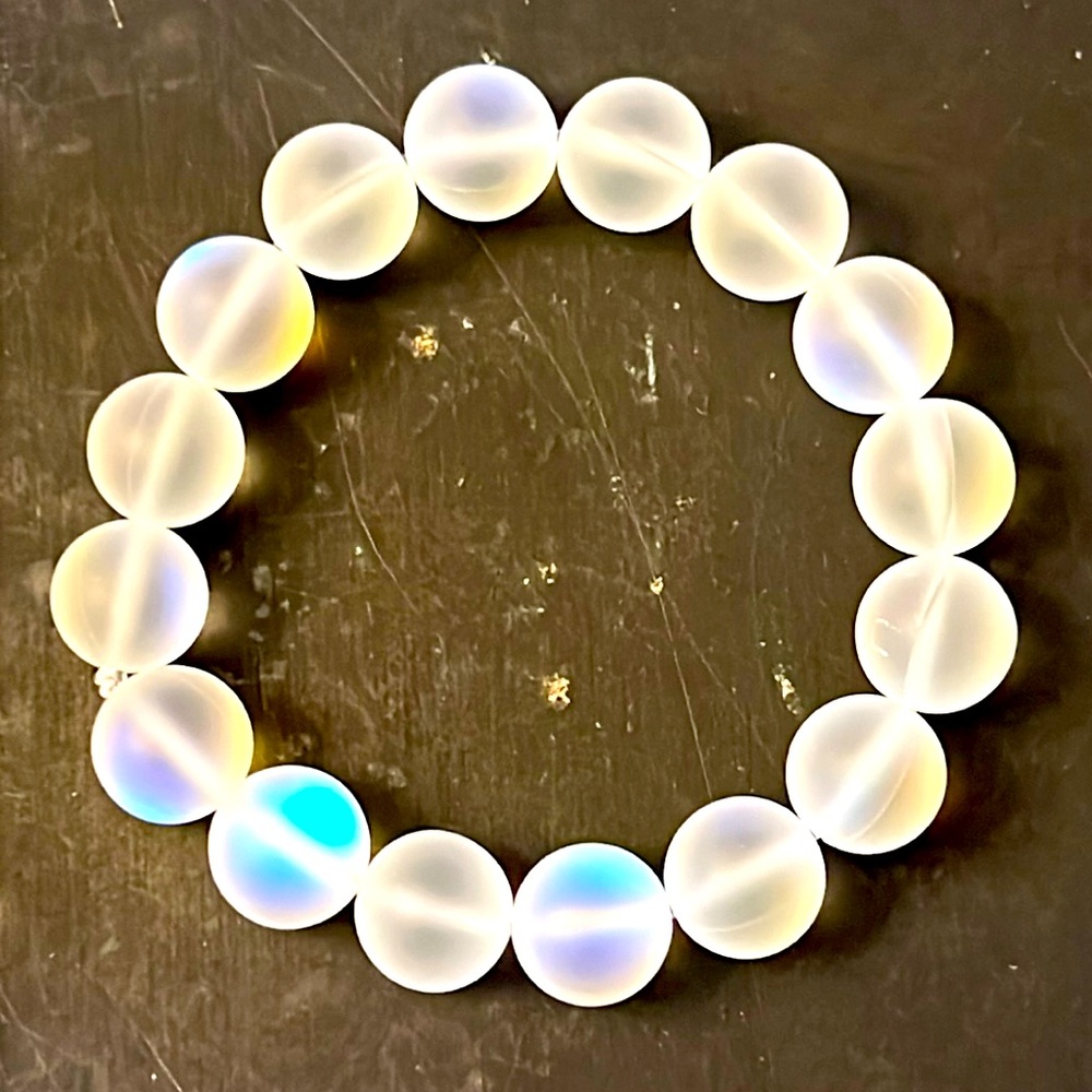 Beautiful flash aura mermaid bracelet, 12 mm, 7 1/2 inches